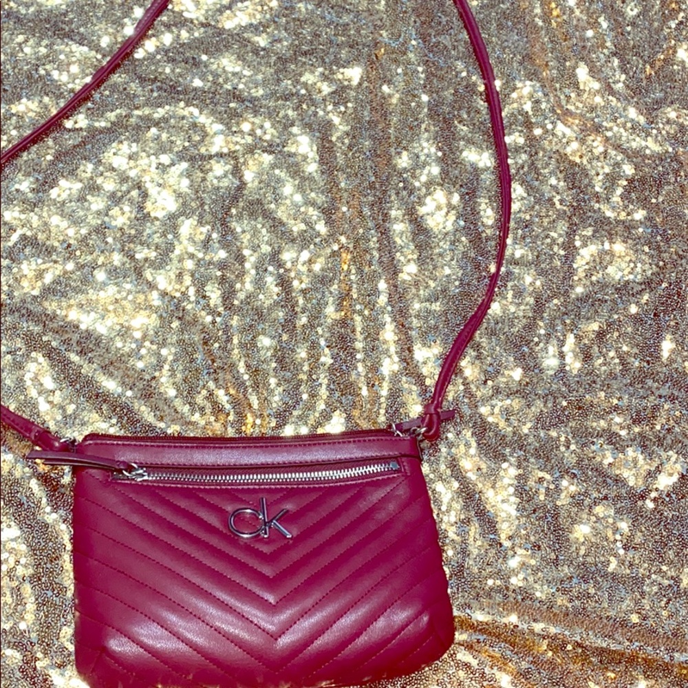 Calvin Klein Crossbody Chevron purse